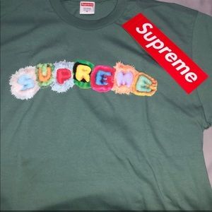 Supreme Pillows Tee